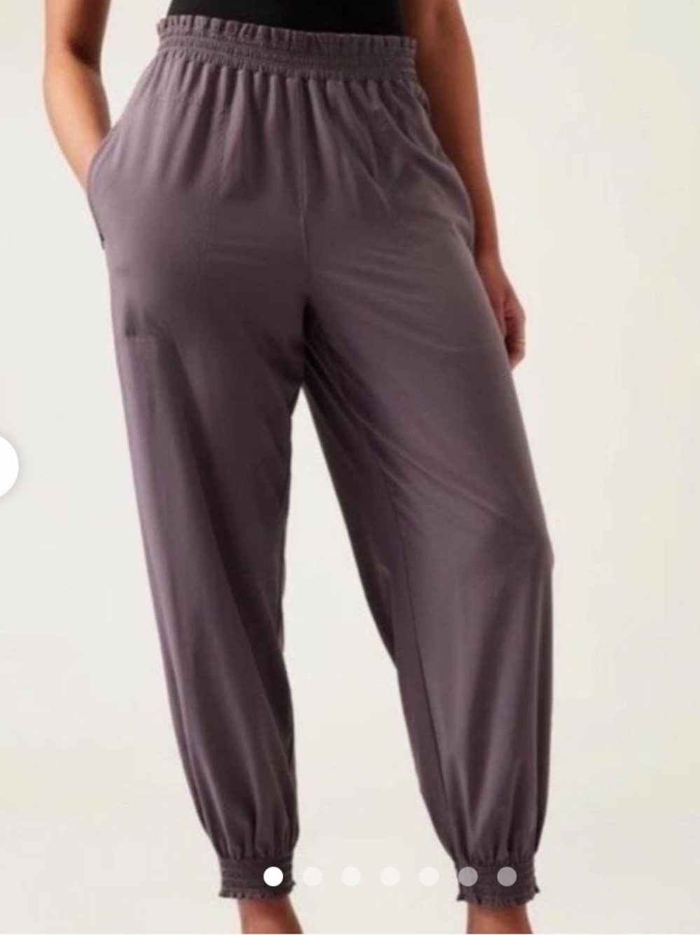 Athleta Women’s Savannah Jogger Pants in a dark purple/violet color in size 4
